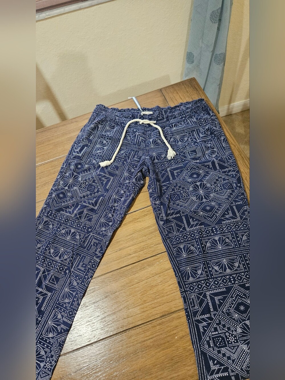 Roxy Pants New Size Small